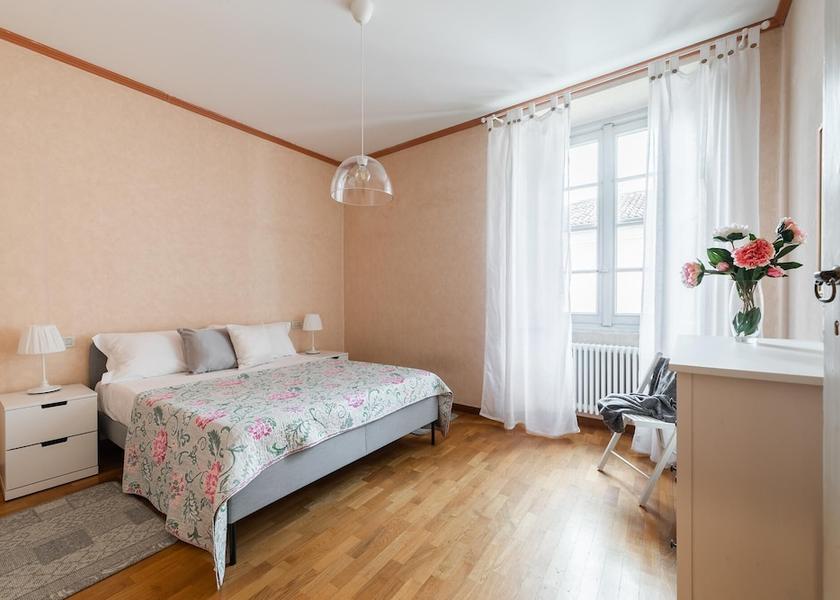 Lombardy Albese Con Cassano Room