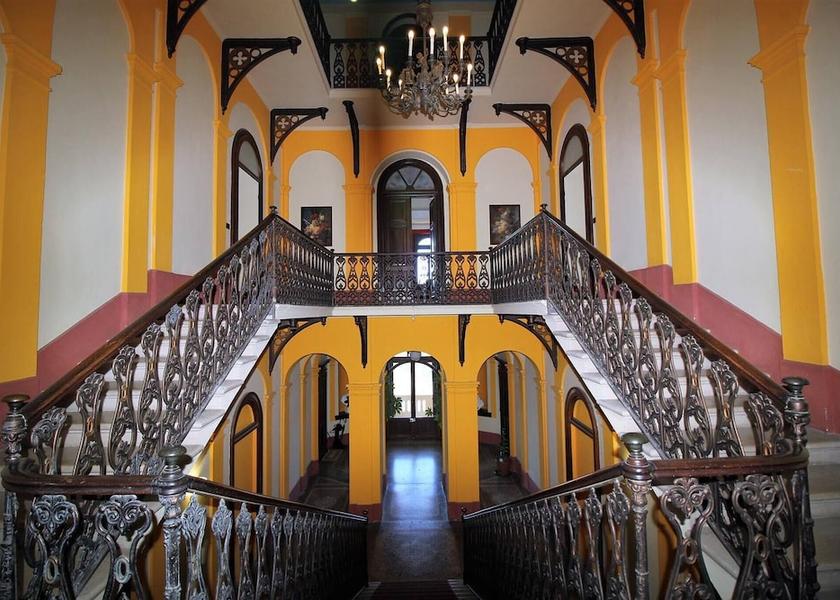 Piedmont Miasino Interior Entrance