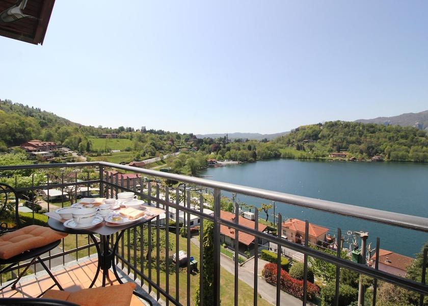 Piedmont Miasino Exterior Detail