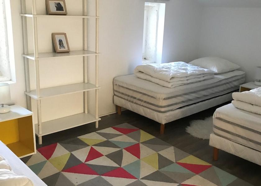 Auvergne-Rhone-Alpes Saint-Laurent-De-Chamousset Room