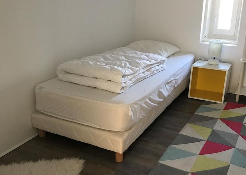 Auvergne-Rhone-Alpes Saint-Laurent-De-Chamousset Room