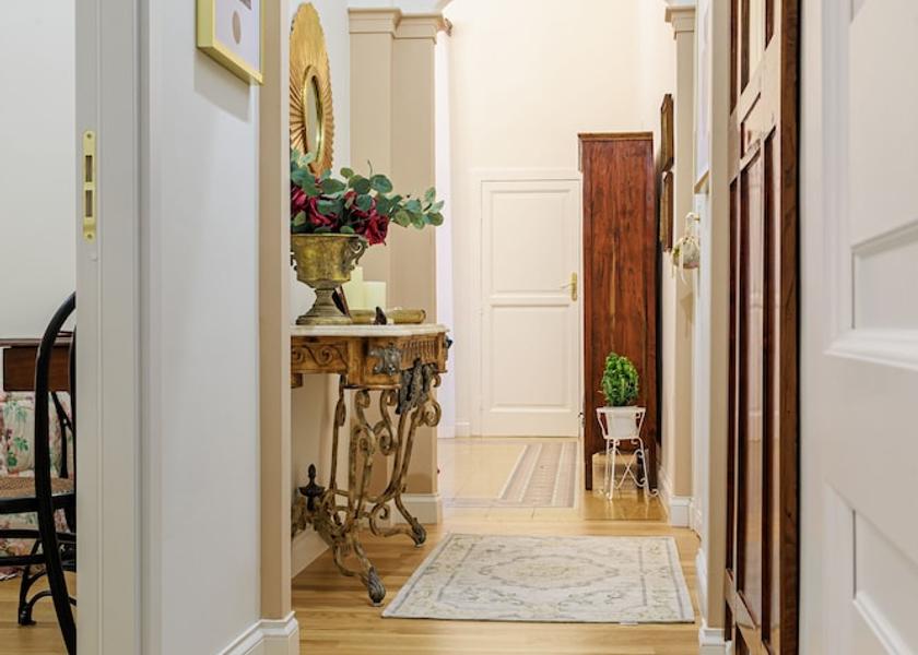 Basilicata Venosa Interior Entrance