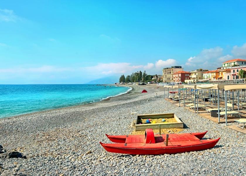 Liguria Vallecrosia Beach