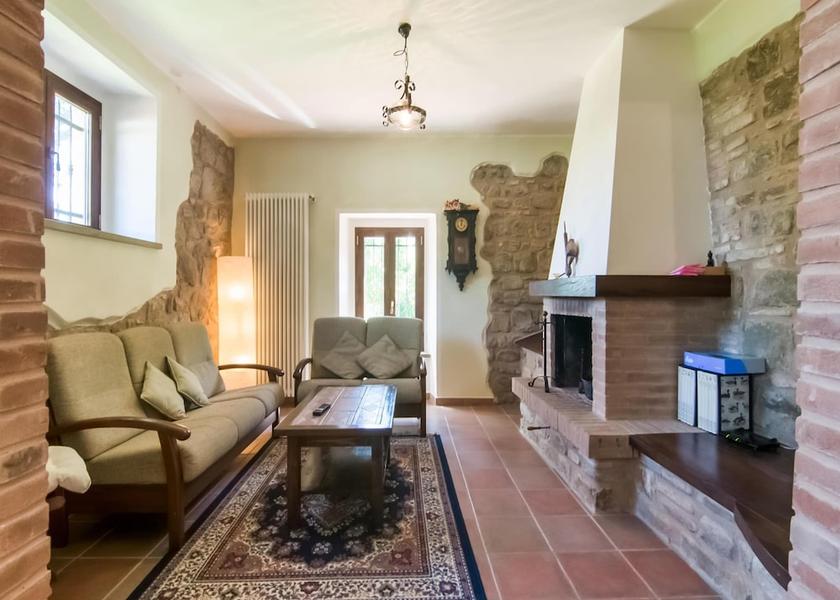 Marche Tavoleto Living Area