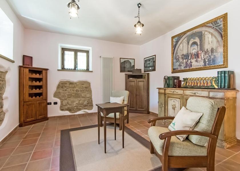 Marche Tavoleto Living Area