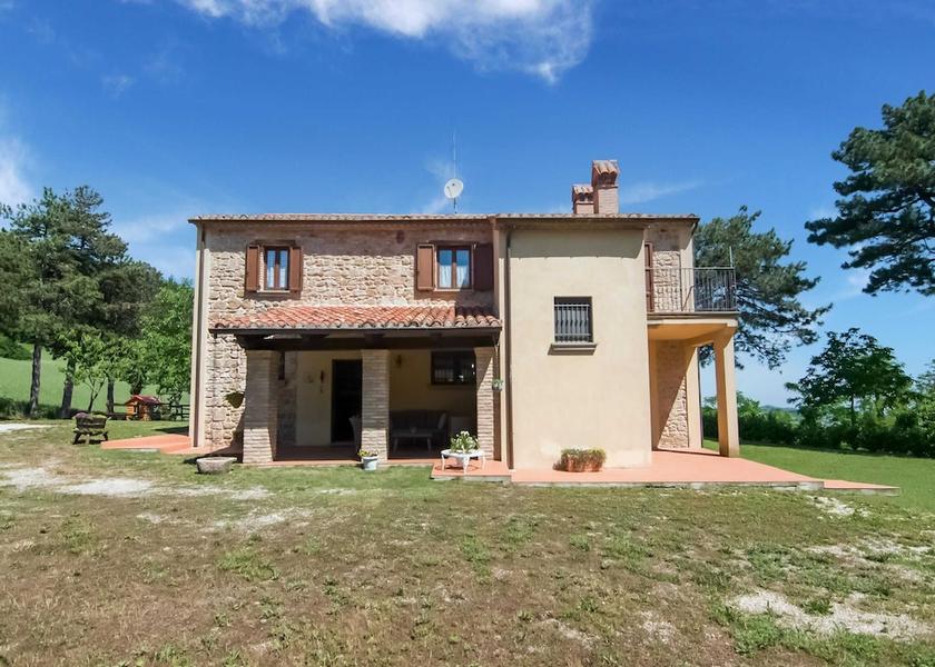 Marche Tavoleto Exterior Detail