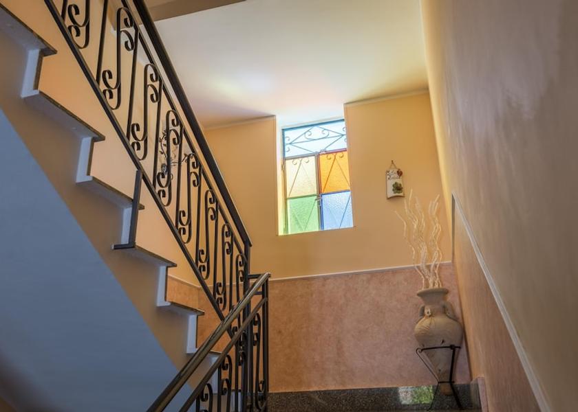 Campania Roccadaspide Interior Entrance