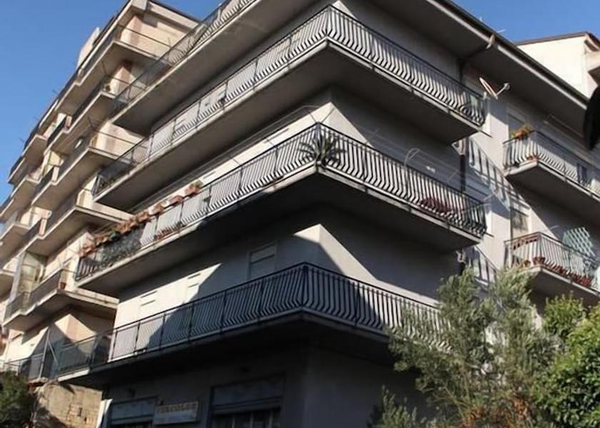Sicily Nicosia Exterior Detail
