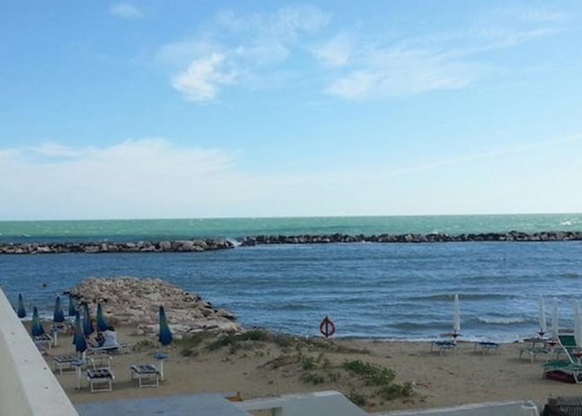 Molise Montenero Di Bisaccia Beach