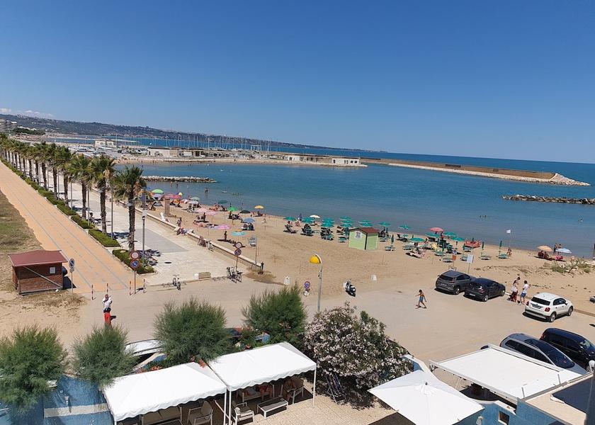 Molise Montenero Di Bisaccia Beach