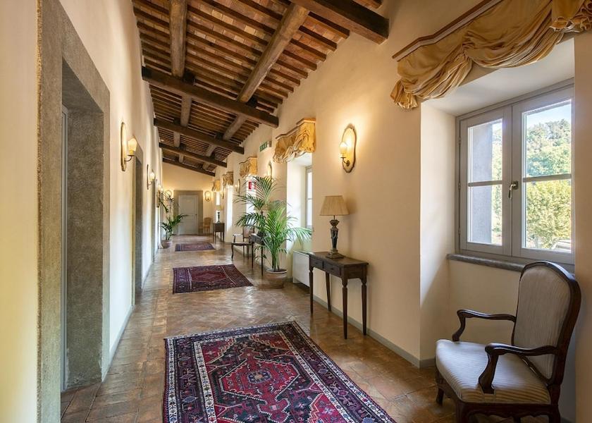 Lazio Canale Monterano Hallway