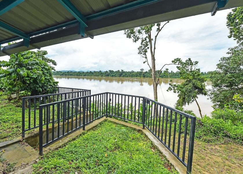 Pahang pekan Exterior Detail