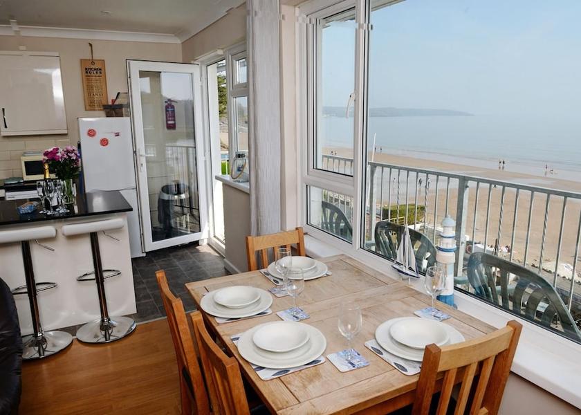 Wales Saundersfoot Room