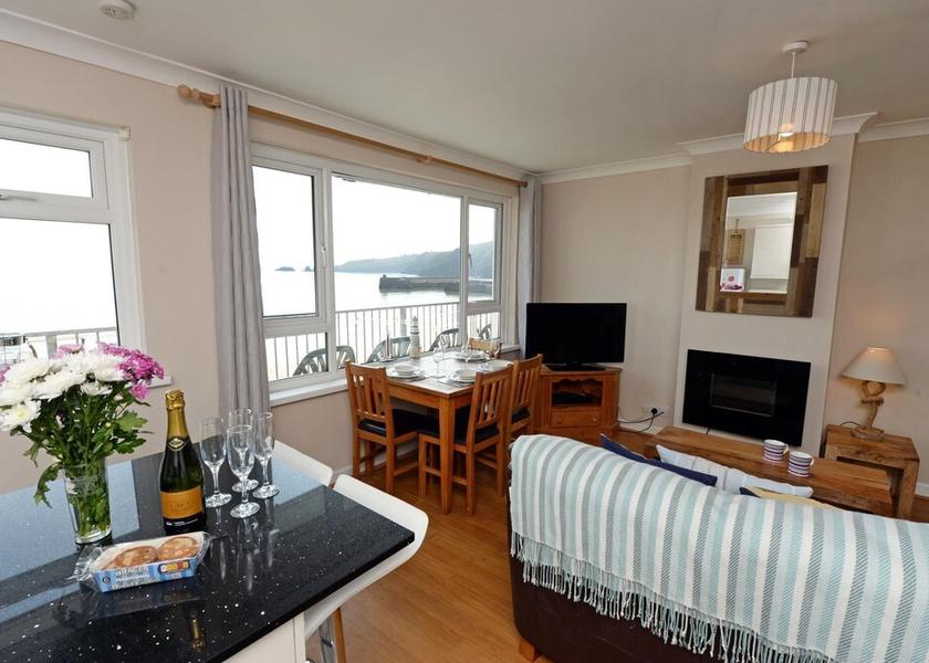 Wales Saundersfoot Room
