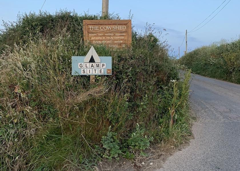 England Torpoint Exterior Detail