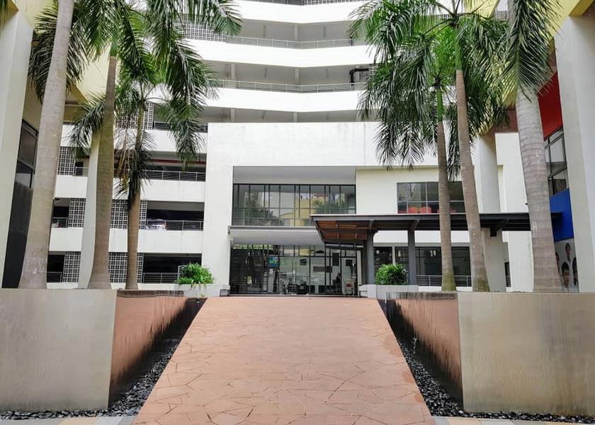 Selangor Puchong Entrance