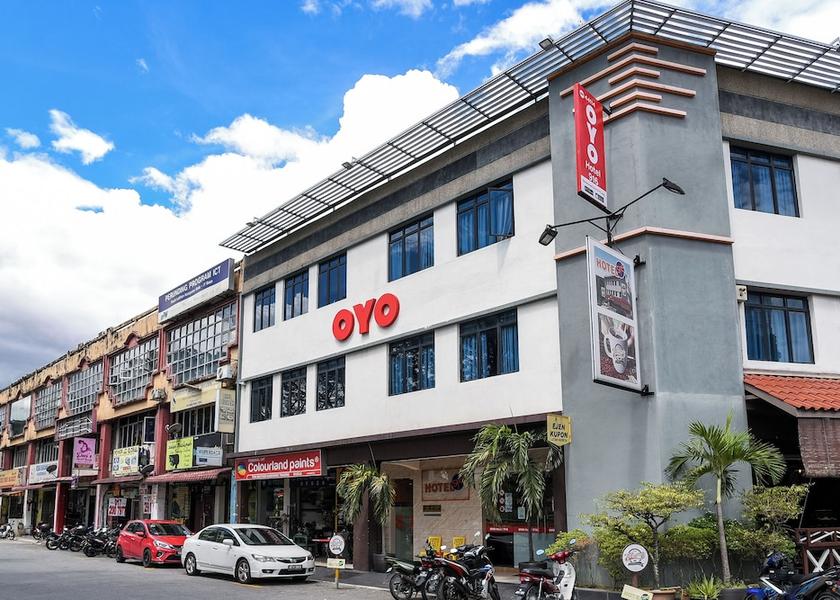 Selangor Batu Caves Front of property