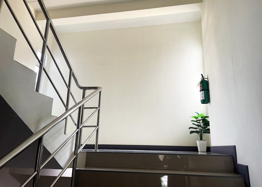 Nakhon Pathom Sam Phran Staircase