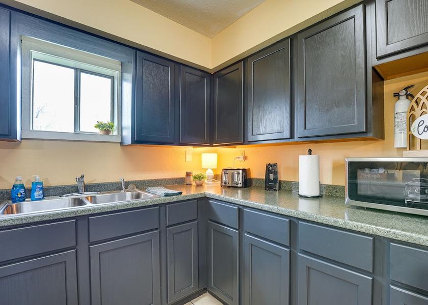 Virginia Berryville Interior Entrance