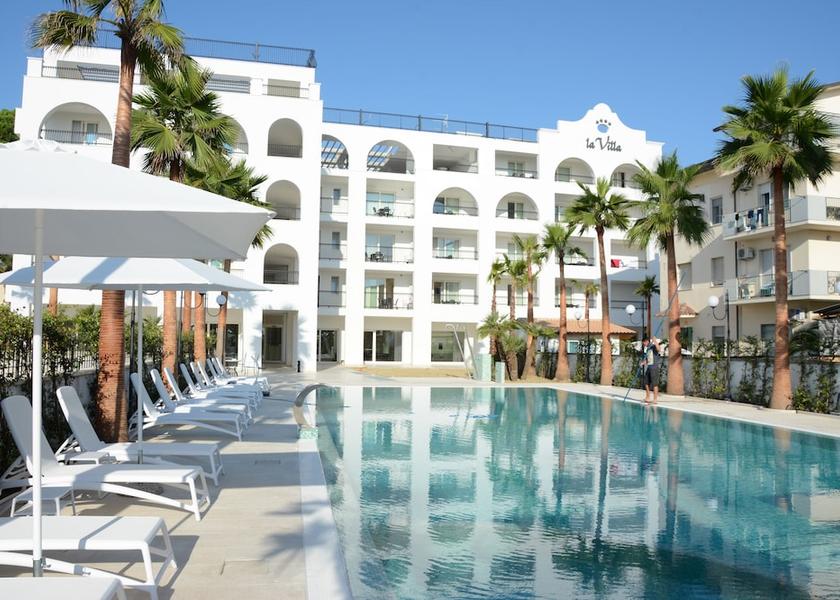 Abruzzo Tortoreto Facade