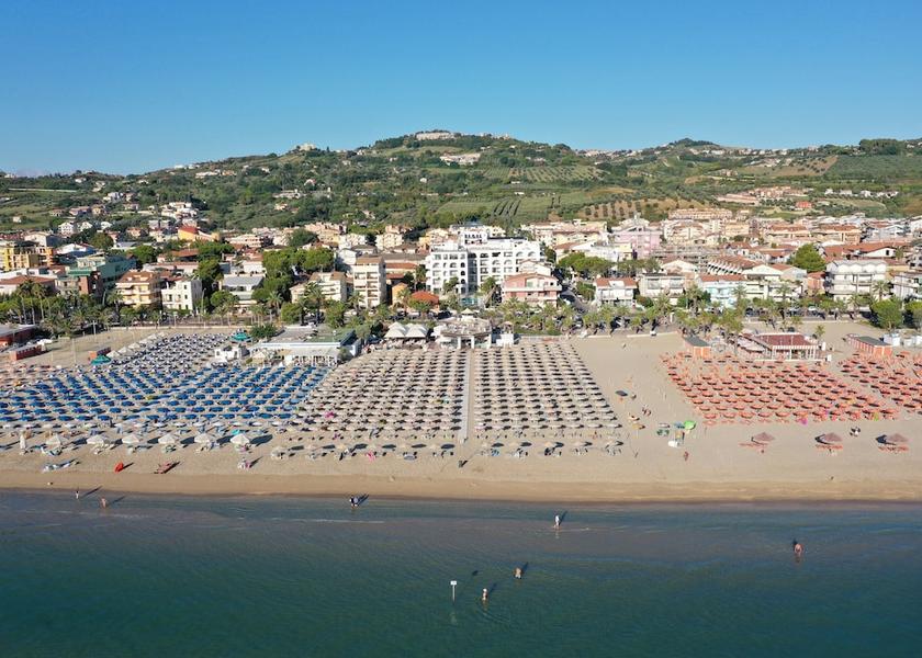 Abruzzo Tortoreto Beach