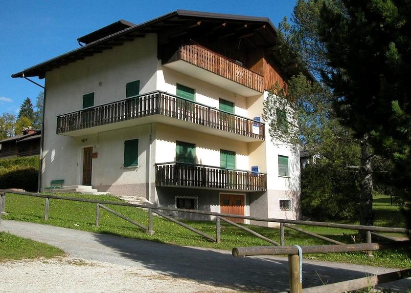 Veneto Falcade Exterior Detail