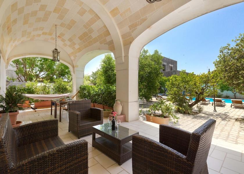 Puglia Ortelle Property Grounds