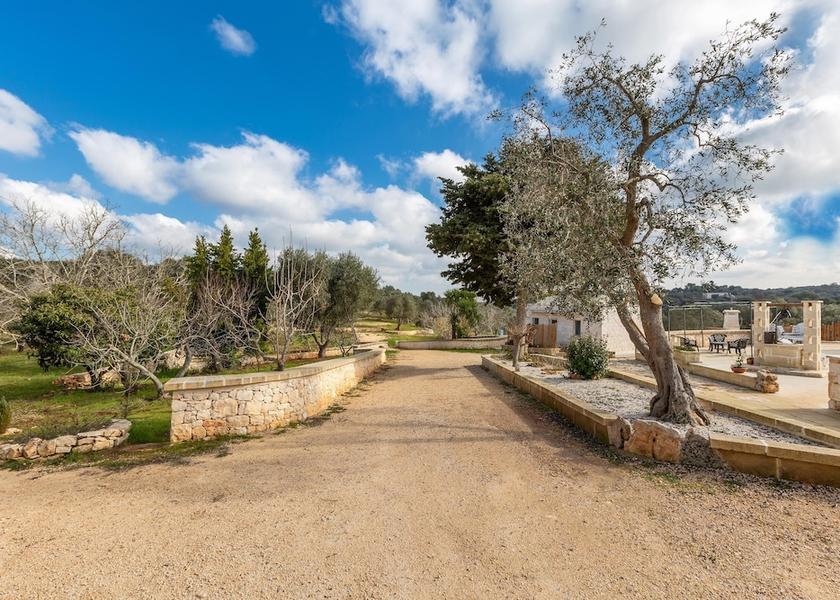 Puglia Ceglie Messapica Property Grounds