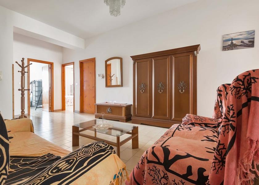 Puglia Martano Interior Entrance