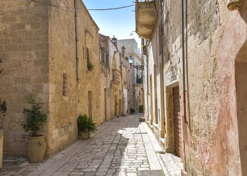 Puglia Martano Exterior Detail