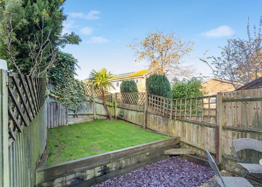 England Hassocks Garden