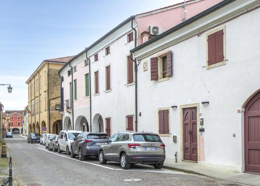 Veneto Montagnana Exterior Detail