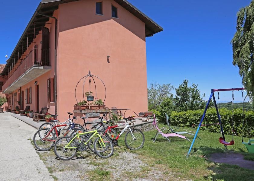 Piedmont Albaretto Della Torre Garden