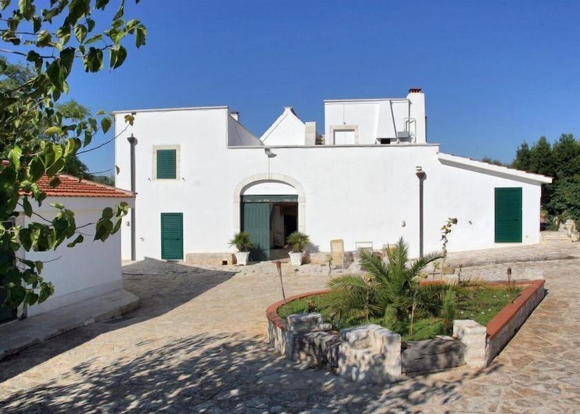 Puglia Putignano Facade