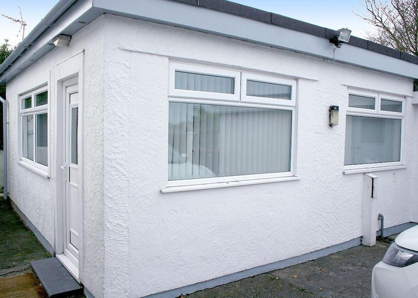 Wales Cemaes Bay Room