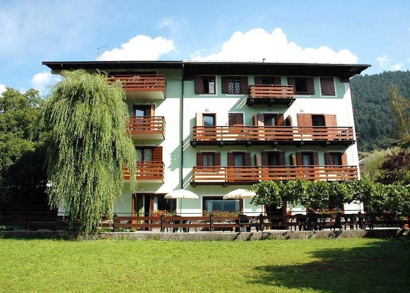 Veneto Auronzo di Cadore Exterior Detail