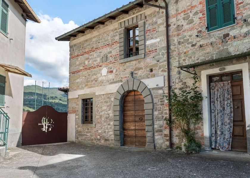 Tuscany Casola in Lunigiana Exterior Detail