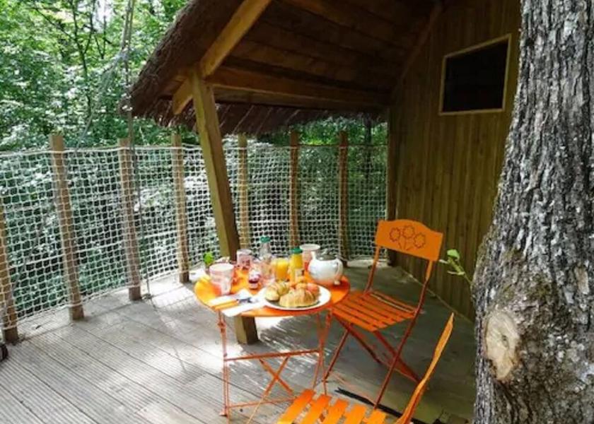 Grand Est Giffaumont-Champaubert Terrace