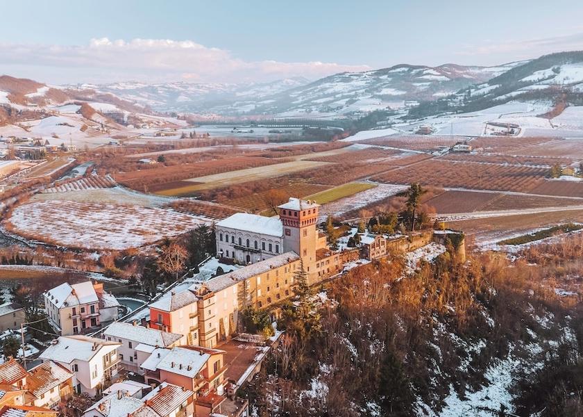 Piedmont Bubbio Facade