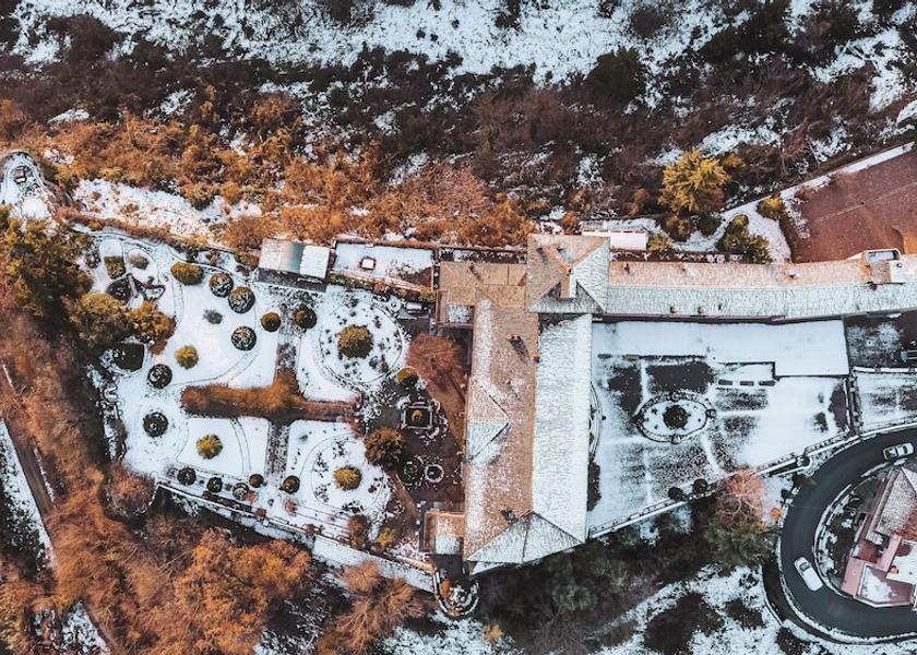 Piedmont Bubbio Exterior Detail