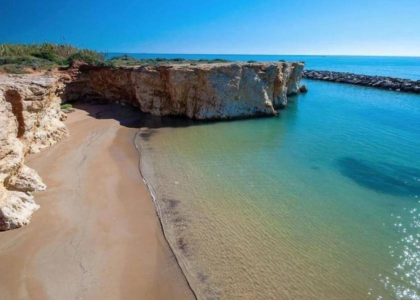 Sicily Rosolini Beach