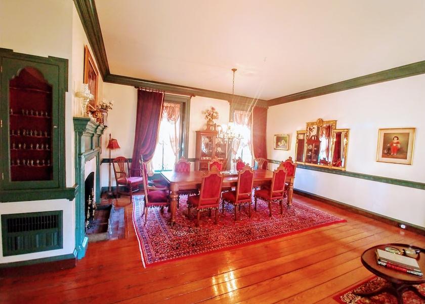 Maryland snow hill Interior Entrance