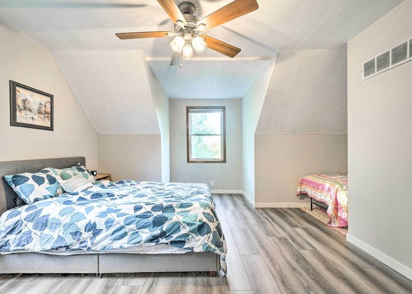 Ohio Howard Interior Entrance