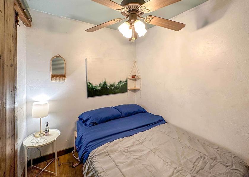 New York hunter Interior Entrance