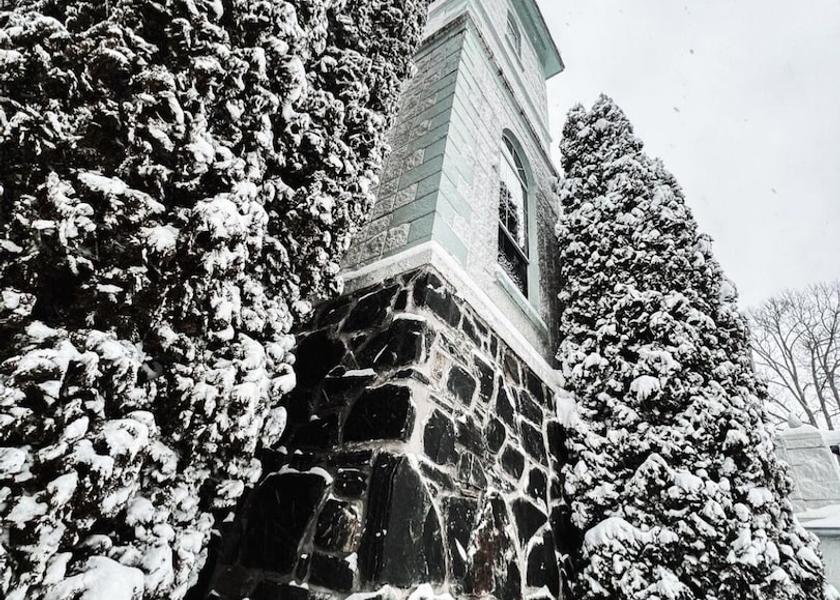 North Carolina spruce pine Exterior Detail