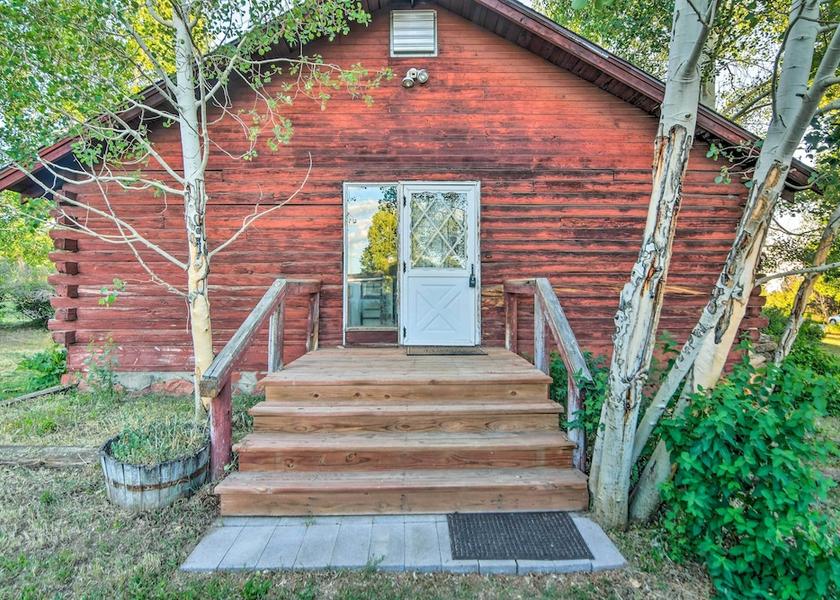 New York walden Interior Entrance