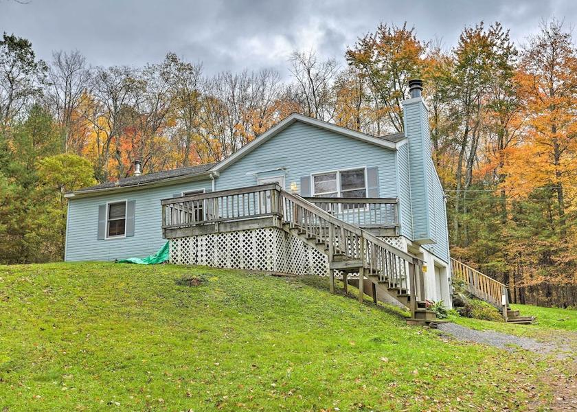 New York hunter Interior Entrance