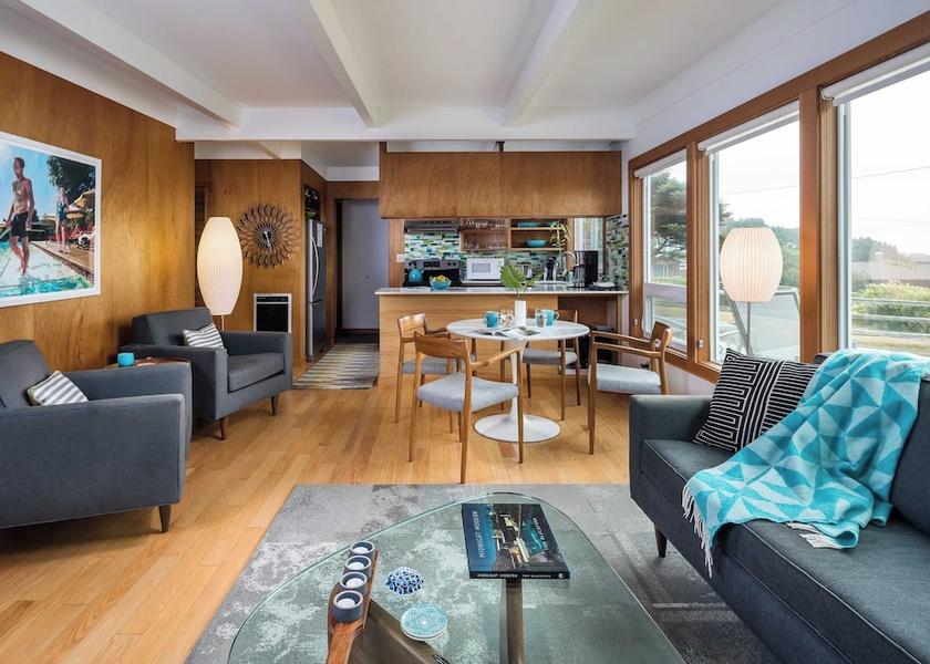 Oregon arch cape Interior Entrance