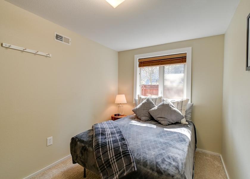 Washington mineral Interior Entrance