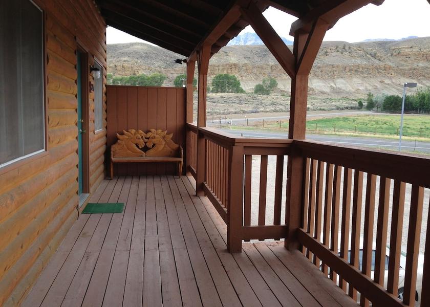 Wyoming wapiti Porch